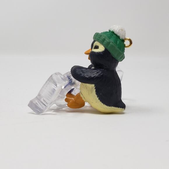 2001 Hallmark Cool Decade #2 Handcrafted Keepsake Christmas Holiday Ornament - Picture 6 of 9